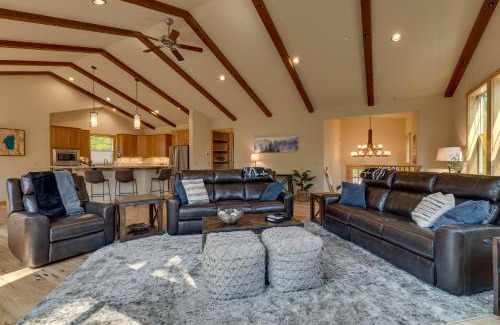 Ridgewood House | Tranquil Paradise in the Pines - 4-Star Family Retreat