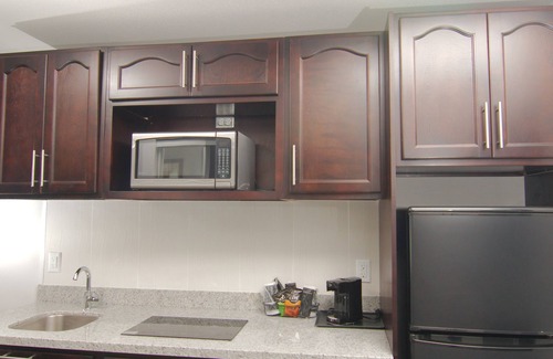 Redwater Hotel | Discover Comfort at Paradise Inn and Suites - Redwater
