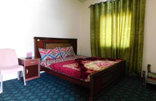Khyber Pakhtunkhwa Hotel | Discover Paradise Inn & Restaurant: Family-Friendly Retreat
