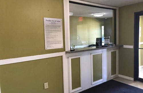 Baton Rouge Hotel | Family-Friendly Stay at Paradise Inn & Suites
