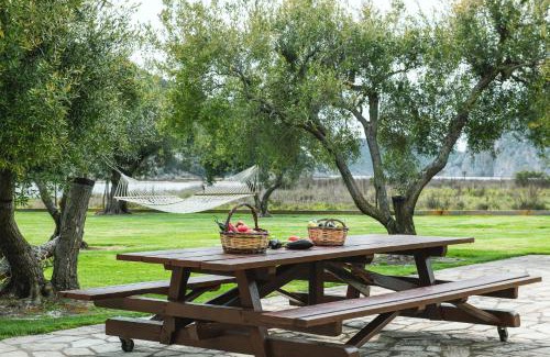 Sithonia Villa | Relaxing Paradise Lagoon Villa in Halkidiki with Ocean Views