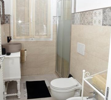 Castro Apartment | Pet-Friendly Paradise Lake with Breathtaking Ocean Views