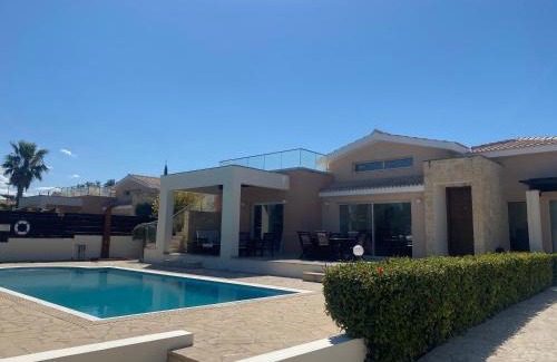Latchi Villa | Family-Friendly Paradise Latchi Villa - Rated 9.1/10
