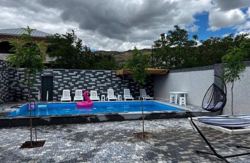 Parpi House | Paradise Life