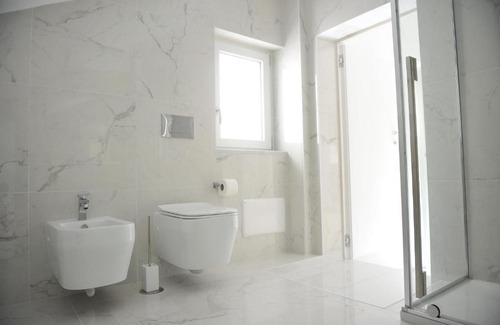 Rione Duomo House | Relaxing Oceanfront Apartment in Salerno Center