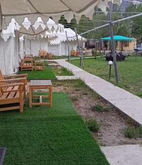 Hunder Other | Family-Friendly Retreat at Paradise North Camp Awaits
