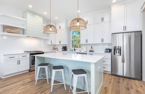 Port St. Joe Villa | Experience Paradise: Oceanview Pool, Hot Tub & Bikes Await