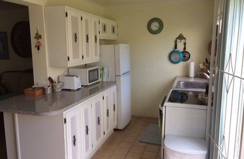 Kittian Village Condo | Beautiful Paradise on the Beach with Ocean View & Breakfast