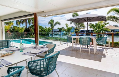 Banksia Beach House | Idyllic Paradise on the Promontory with Unique Amenities