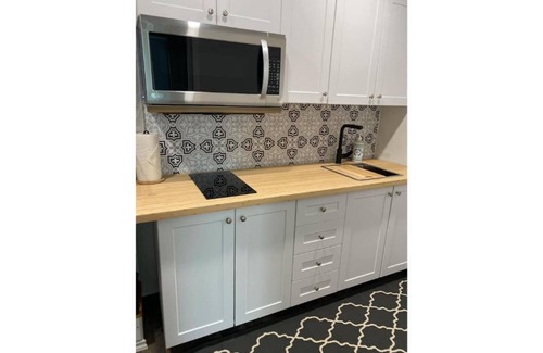 Virgil Apartment | Family-Friendly Retreat at Paradise on the Parkway