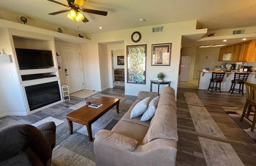 Mesquite Condo | Idyllic Paradise on Wolf Creek with Golf Course Views