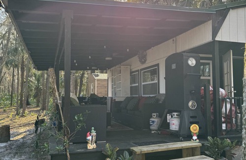 Citrus Springs Cabin | Family-Friendly Paradise Palms at Rainbow Ranch Await You