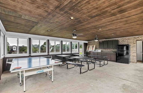 Mooresville House | Exceptional Paradise Pavilion: Fun for Everyone Awaits!