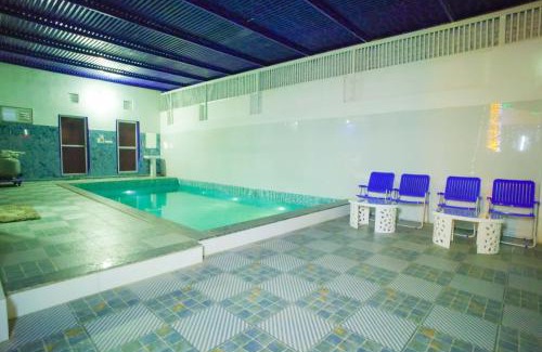 Jaipur Villa | Experience Paradise Point: Pet-Friendly Family Retreat
