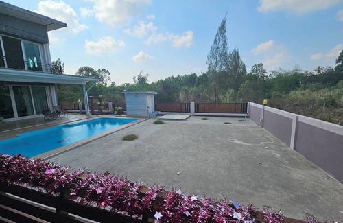 Ban Chang Villa | Beautiful Paradise Pool Villa with Ocean View & Breakfast