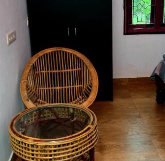 Bommayapalayam House | Discover Paradise Quest Nature Farmhouse: Pet-Friendly Retreat