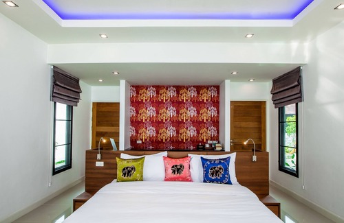 Ko Phi Phi Hotel | Family-Friendly Paradise Resort PHI PHI with Great Amenities