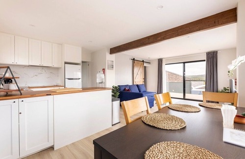 Potato Point House | Oceanfront Paradise Retreat | Guest Rated 10/10, Family Friendly