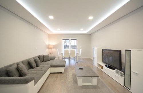 Quinta Do Conde Villa | Tranquil Paradise Terrace House with Oceanfront Views