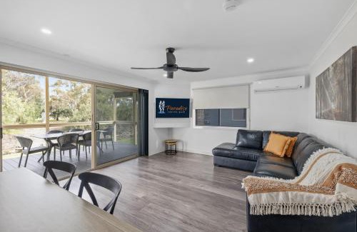 Tamworth House | Tranquil Paradise Tourist Park with Ocean Views & Pool