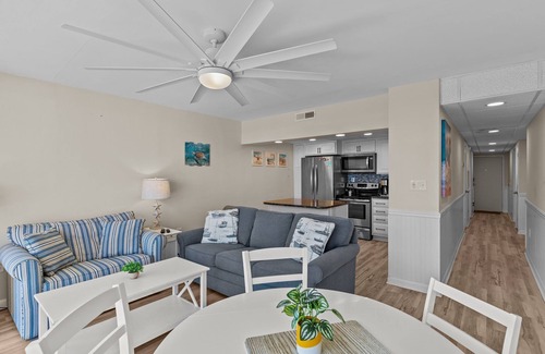 Carolina Beach Condo | Paradise Towers #104 | Ocean Views, Pool Access