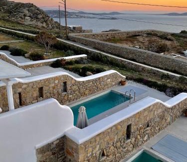 Tourlos Villa | Pet-Friendly Paradisia Villas with Oceanfront Views