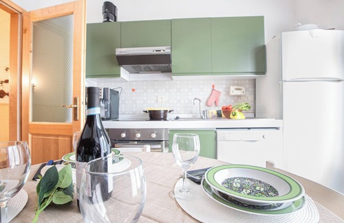 Diano Marina Apartment | Discover Paradiso Al Mare with Shared Pool and Ocean Views