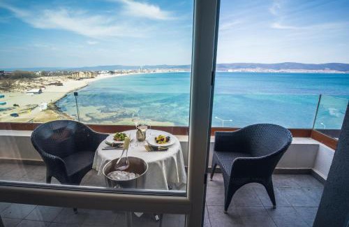 Nessebar New Town Apartment | Paradiso Dreams Hotel: Oceanfront Bliss for Every Traveler