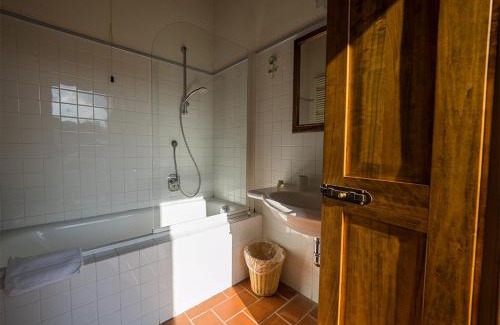 Gaiole in Chianti Hotel | Delightful Paradiso in Chianti: 9/10 Guest Rated Retreat