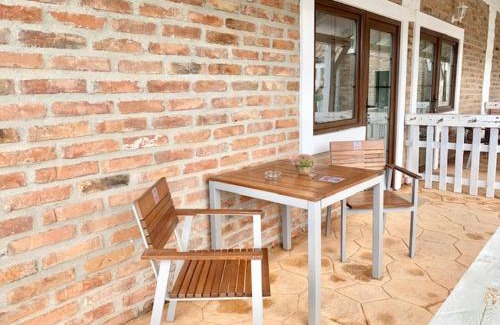 Blaj Bed & Breakfast | Discover Paradisul Transilvaniei Resort: 4-Star Retreat Awaits
