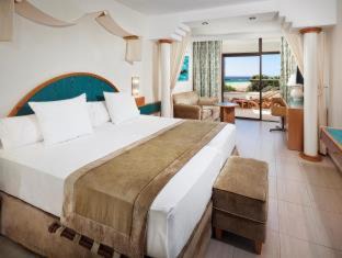 Pajara Hotel | Discover Meliá Fuerteventura: Oceanfront Retreat with Pool