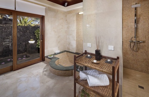 Costa Teguise Resort | Adults Only Retreat at Paradisus by Meliá Salinas Lanzarote