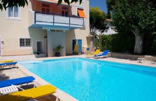 Nissan-lez-Enserune Apartment | Paradix Holiday Apartment: Oceanfront Retreat with Pool