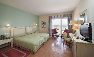 Ayamonte Hotel | Discover Parador de Ayamonte: 4-Star Stay with Pool & Dining