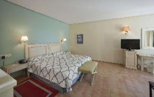 Ayamonte Hotel | Discover Parador de Ayamonte: 4-Star Stay with Pool & Dining