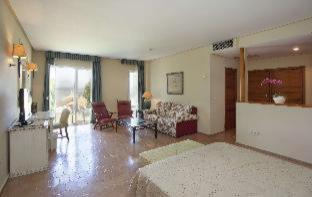 Ayamonte Hotel | Discover Parador de Ayamonte: 4-Star Stay with Pool & Dining