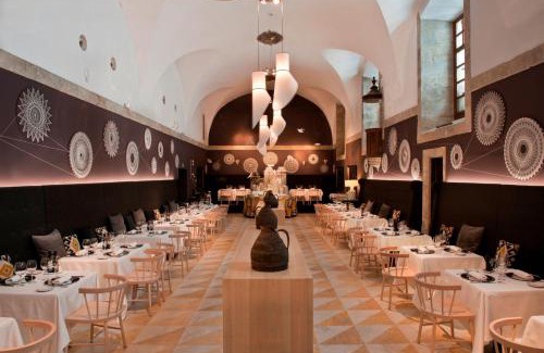 Cangas del Narcea Municipality Hotel | Discover Parador de Corias: 4-Star Retreat with Spa & Pool