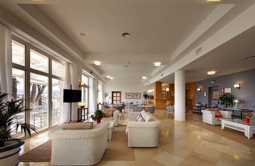 Javea Hotel | Experience Elegance at Parador de Jávea with Pool & Spa
