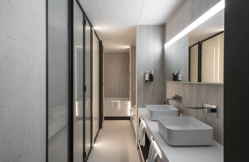 Leon City Centre Hotel | Elegant Parador de León: 5-Star Stay with Spa & Breakfast