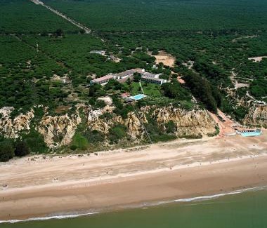 Mazagon Hotel | Beautiful Parador de Mazagón with Oceanfront Pool Access