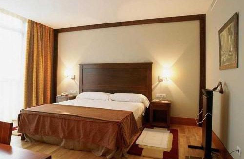Soria Hotel | Discover Parador de Soria: 4-Star Comfort Awaits