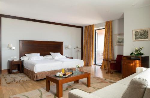 Soria Hotel | Discover Parador de Soria: 4-Star Comfort Awaits