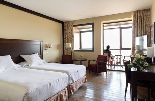 Soria Hotel | Inviting Parador De Soria: 4-Star Stay with Spa & Dining