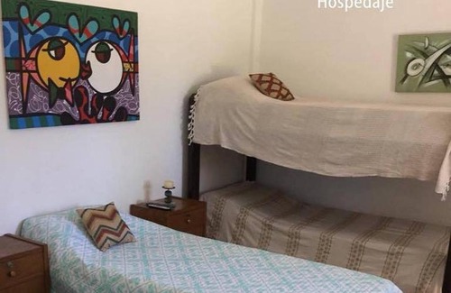 Coronel Moldes House | Relax at Parador Punto Corral: Family-Friendly with Pool
