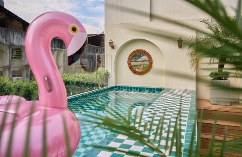 Chinatown Apartment | PARADOX Saigon Centre-Streetview-Near Nguyen Hue-100m2 Rooftop Pool