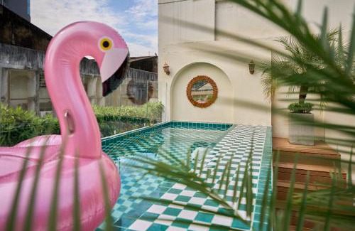 Chinatown Apartment | PARADOX Saigon Centre-Streetview-Near Nguyen Hue-100m2 Rooftop Pool