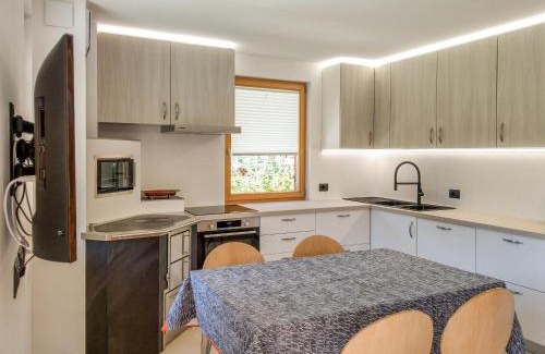 Pera Apartment | Paragole: Family-Friendly Escape with a 9.4 Rating