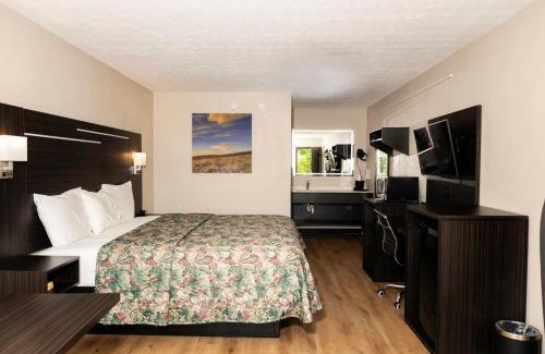 Hillsboro Hotel | Budget-Friendly Paragon Inn in Hillsboro with Family Amenities