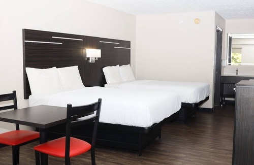 Hillsboro Hotel | Convenient Paragon Inn Hillsboro: Family-Friendly with Breakfast