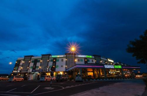 Lutong Hotel | Discover Paragon Lutong Hotel: Family-Friendly Comfort Awaits